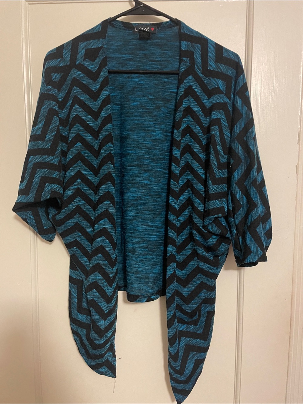 Love Teal & Black Chevron Draped Open Cardigan
